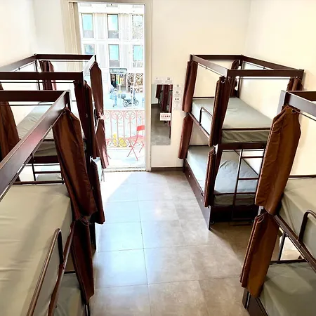 Хостел Hip Karma Барселона